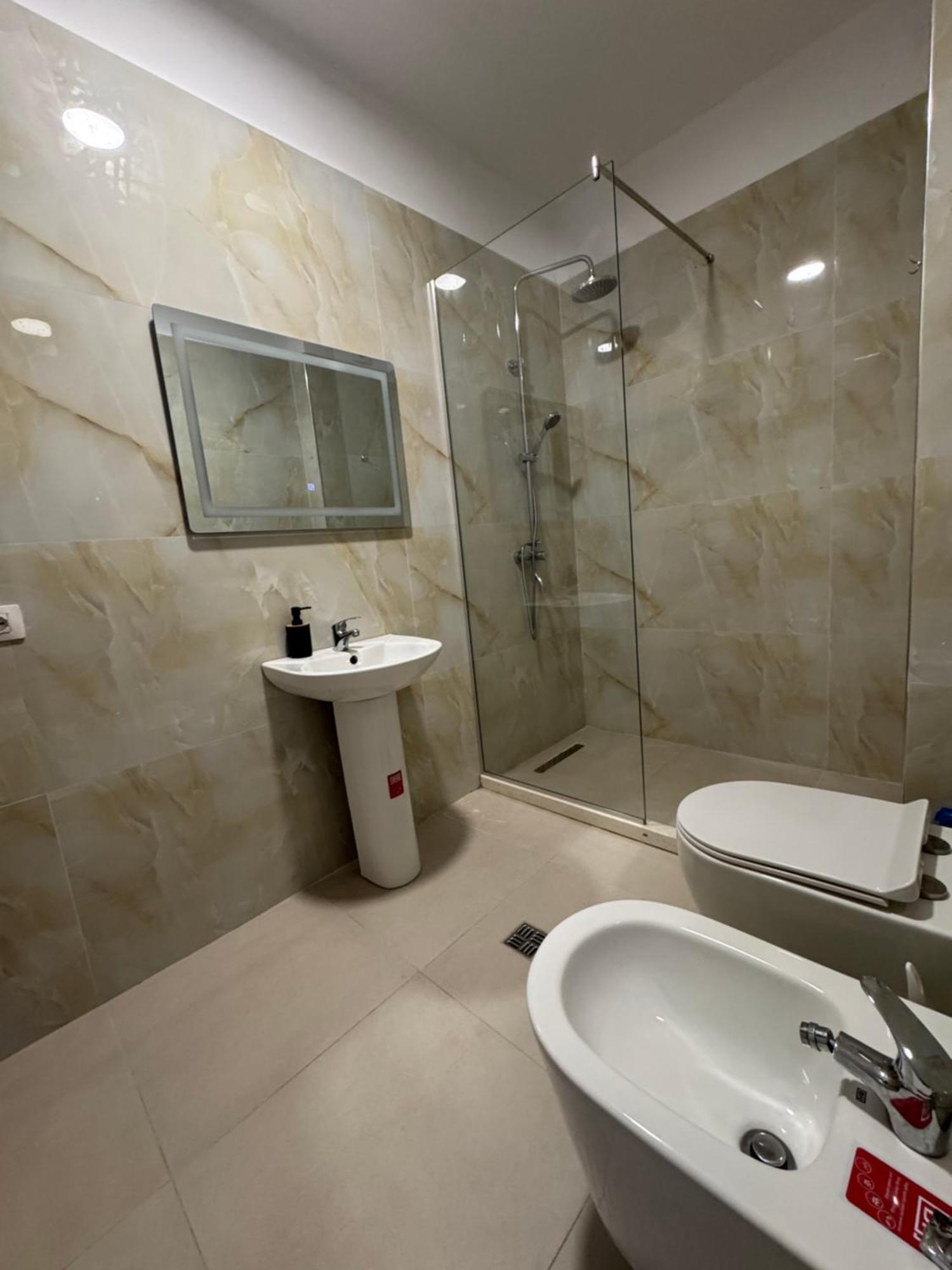 Apartamento Family Retreat On The By Wave Durrës